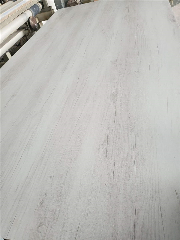 金杉木生態(tài)板